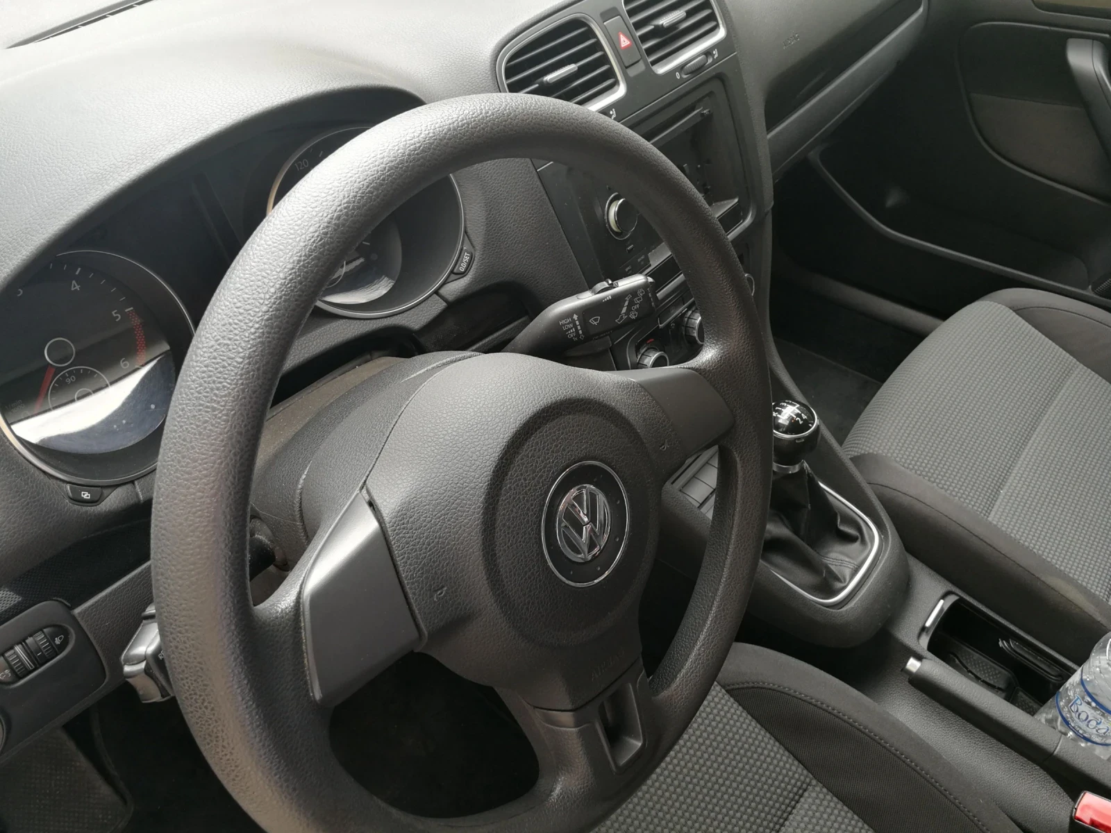 VW Golf Variant 1.6tdi, снимка 8 - Автомобили и джипове - 56327461