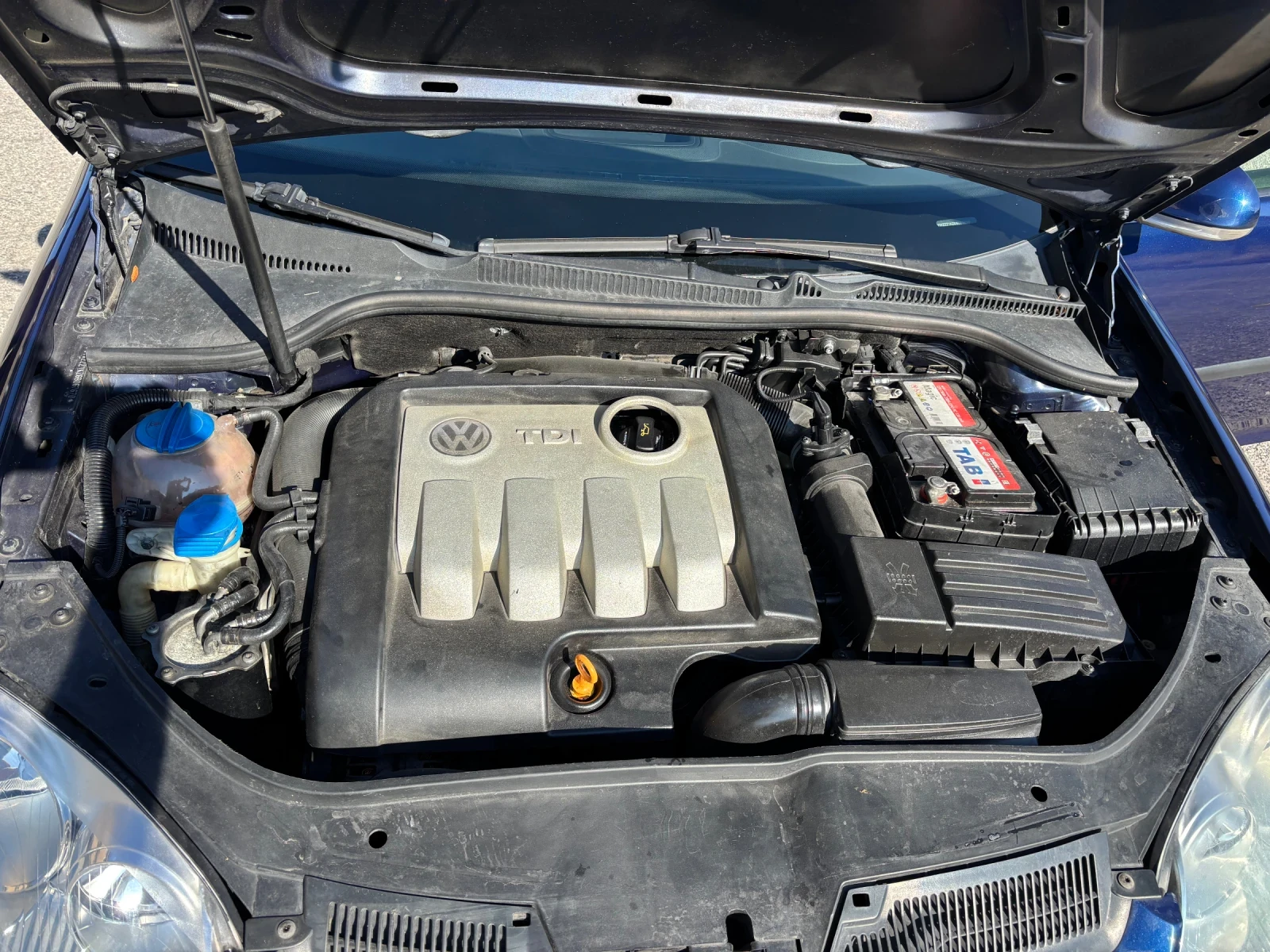 VW Golf, снимка 7 - Автомобили и джипове - 56642782
