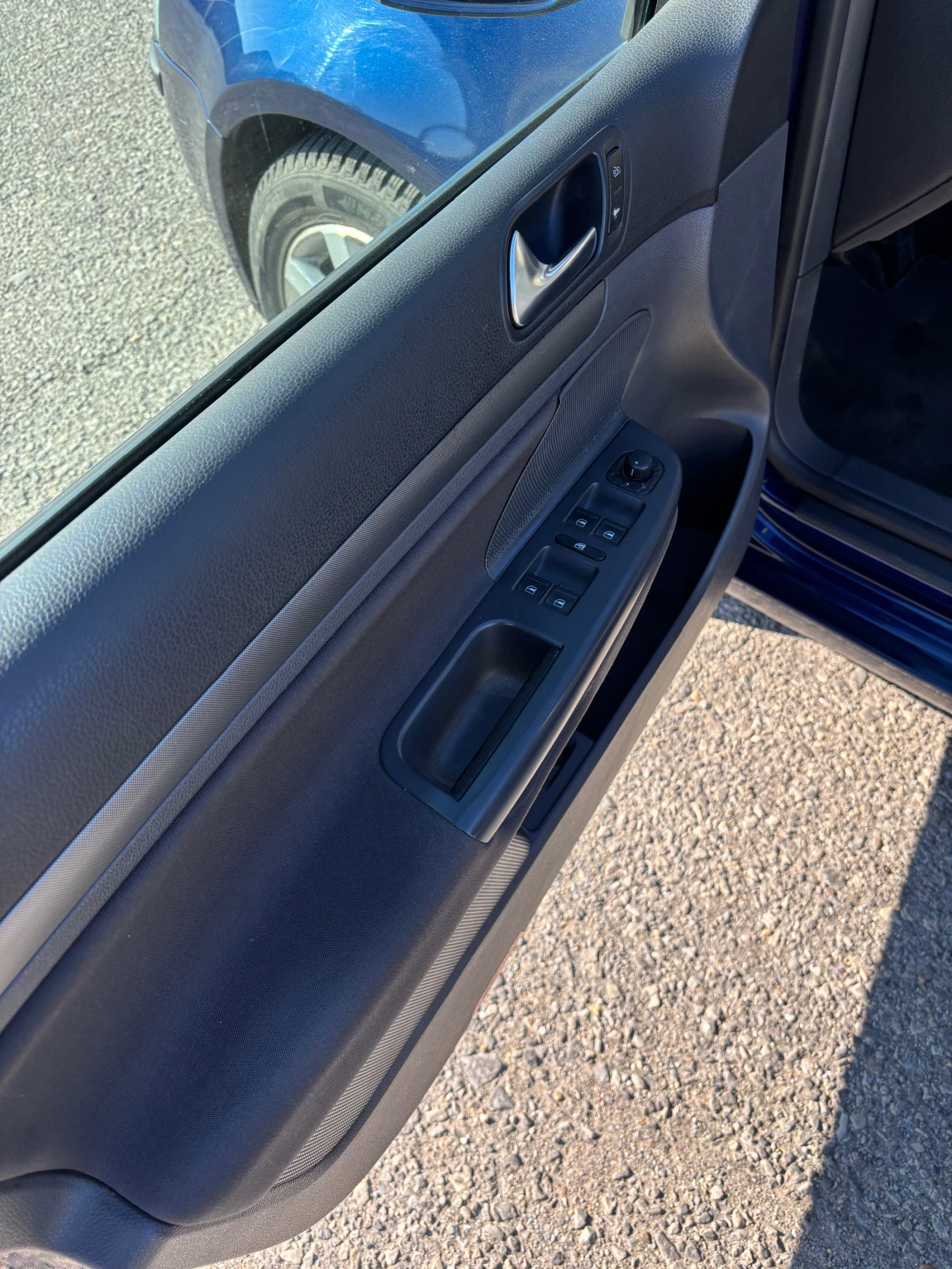 VW Golf, снимка 14 - Автомобили и джипове - 56642782