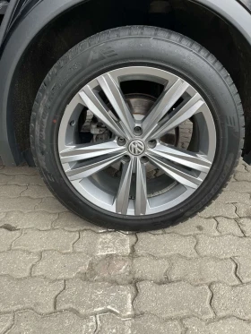 VW Tiguan Allspace 2.0 TSI Allspace Highline 4motion R-line, снимка 14
