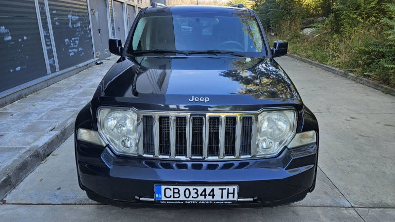 Jeep Cherokee Limited 2.8 CRDI, снимка 8 - Автомобили и джипове - 47609016