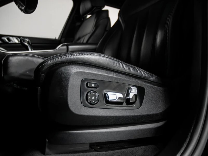 BMW X5 * xDrive40i M SPORТ * ЦЕНА ДО БЪЛГАРИЯ* , снимка 14 - Автомобили и джипове - 52868711