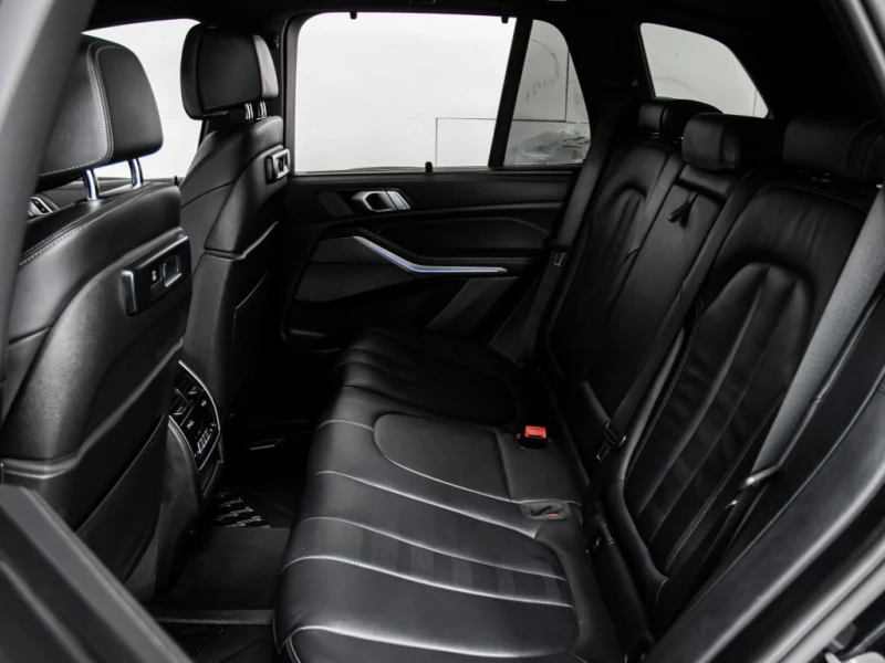 BMW X5 * xDrive40i M SPORТ * ЦЕНА ДО БЪЛГАРИЯ* , снимка 10 - Автомобили и джипове - 52868711