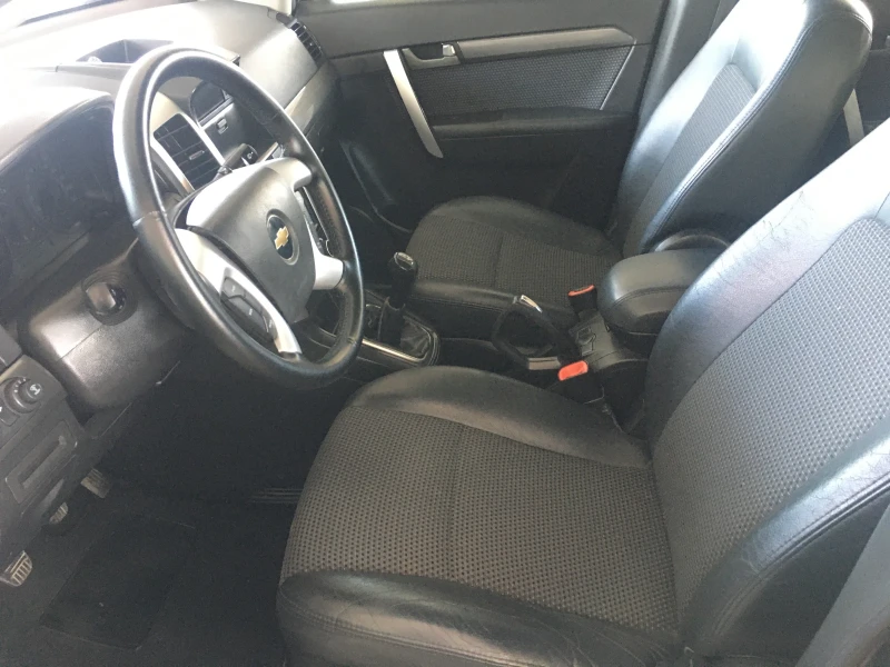 Chevrolet Captiva 2.0 VCDI Навигация, снимка 14 - Автомобили и джипове - 53043011