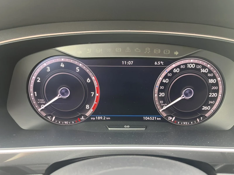 VW Tiguan Allspace 2.0 TSI Allspace Highline 4motion R-line, снимка 17 - Автомобили и джипове - 53514144