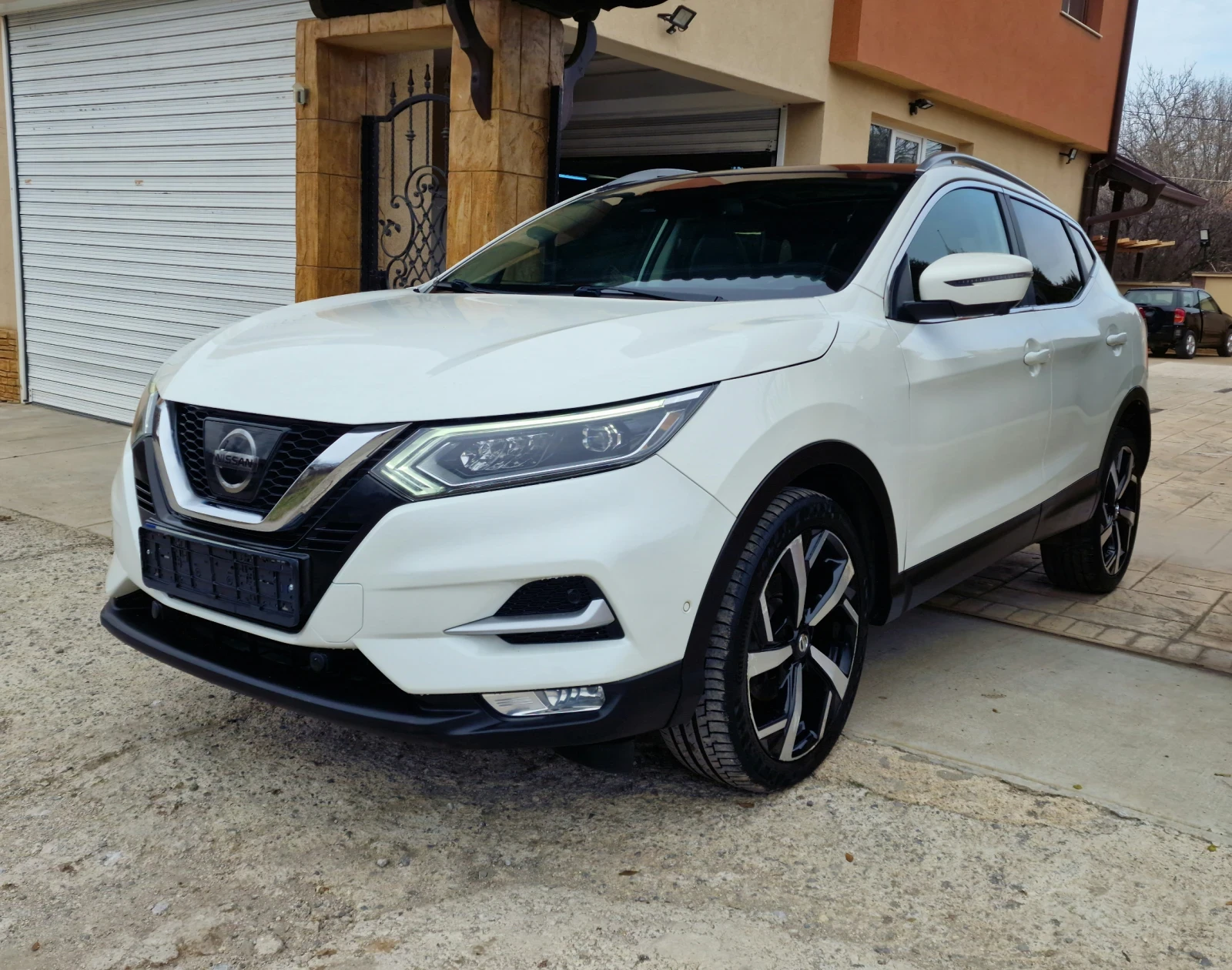 Nissan Qashqai 1.2T-Tekna+ = AUTOMATIC= , снимка 1