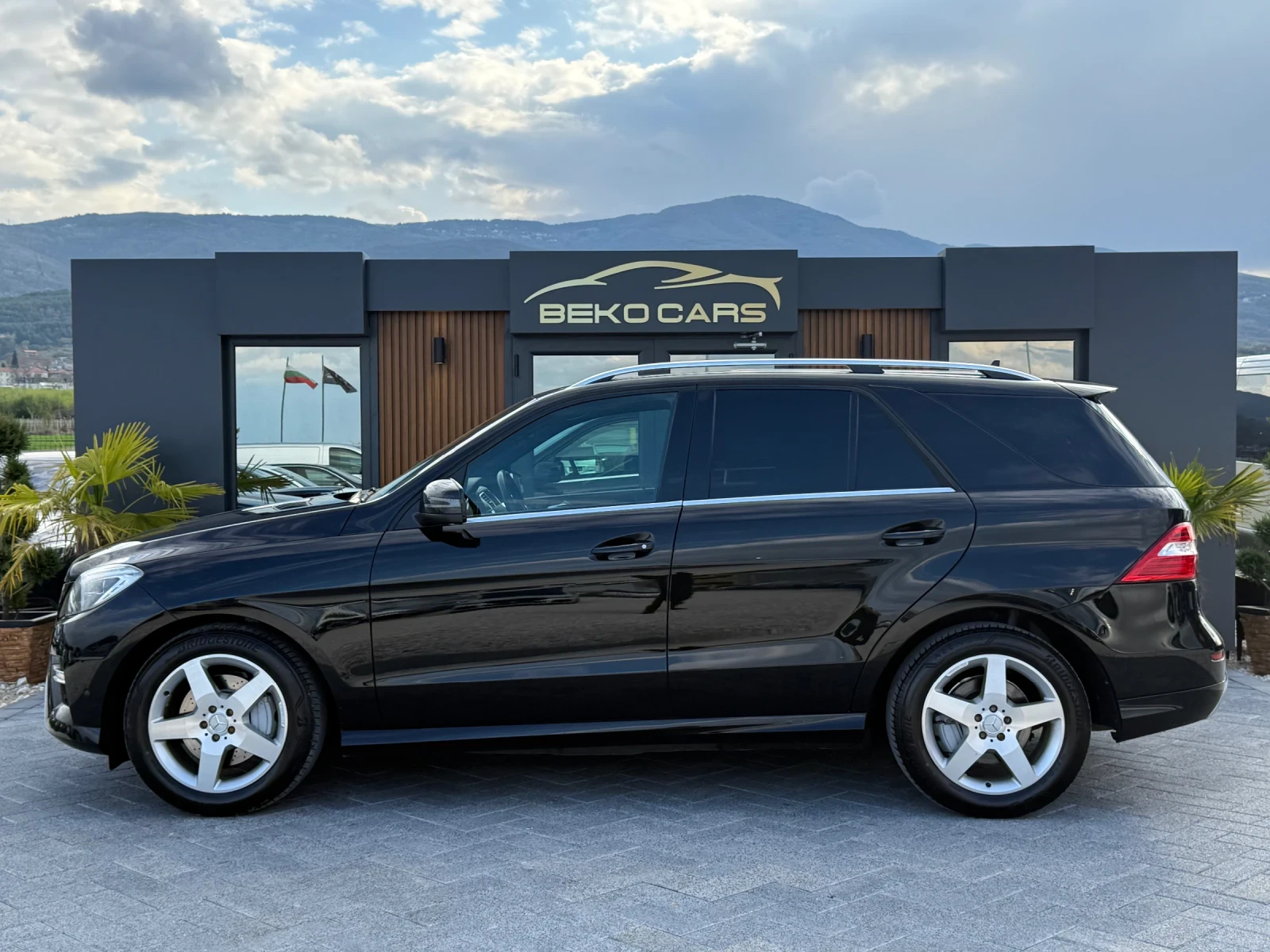 Mercedes-Benz ML 350 4-matik//AMG-PACK//нов внос от Германия! - изображение 8