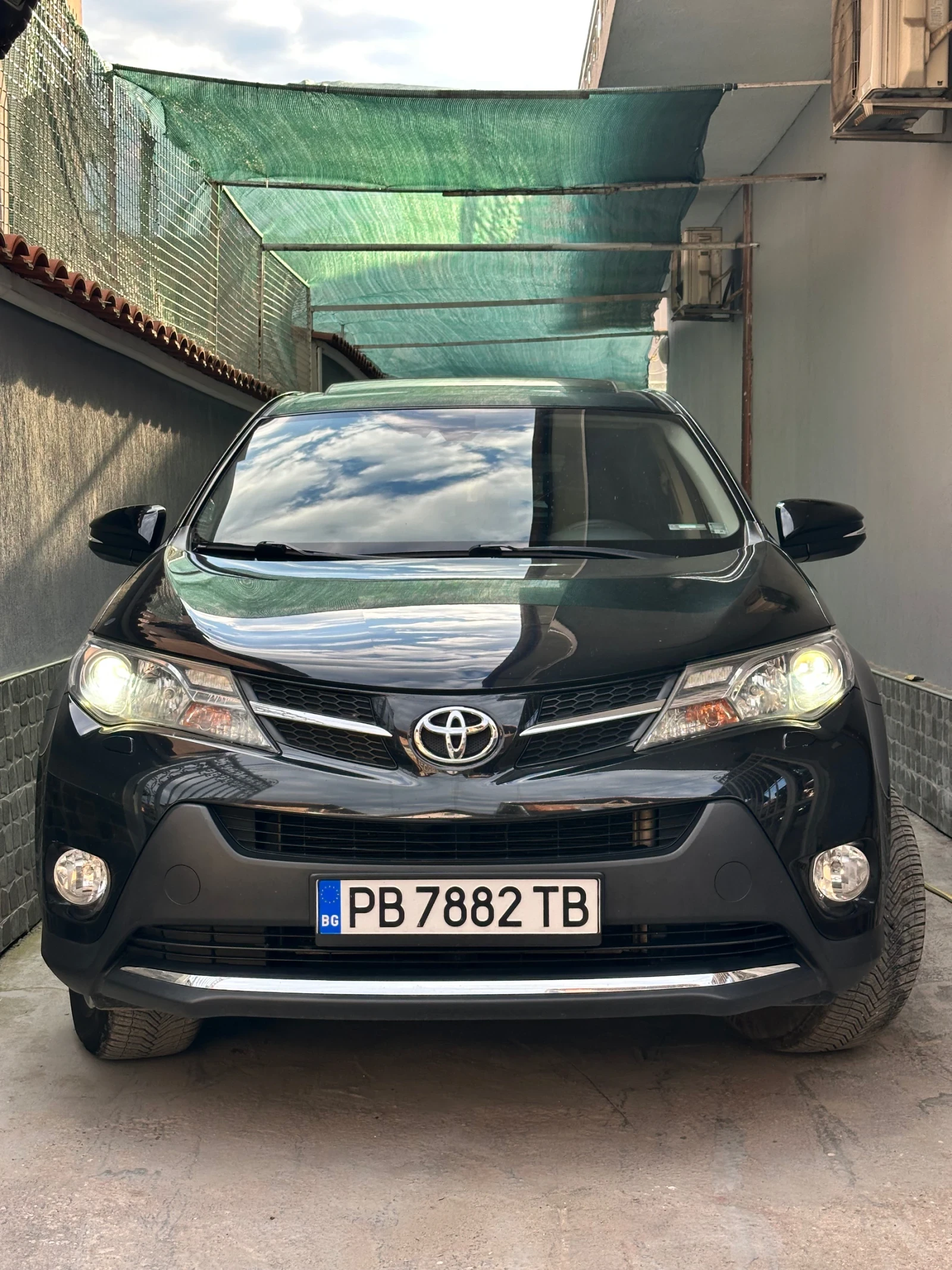 Toyota Rav4 2.2 4x4 150ps - изображение 6