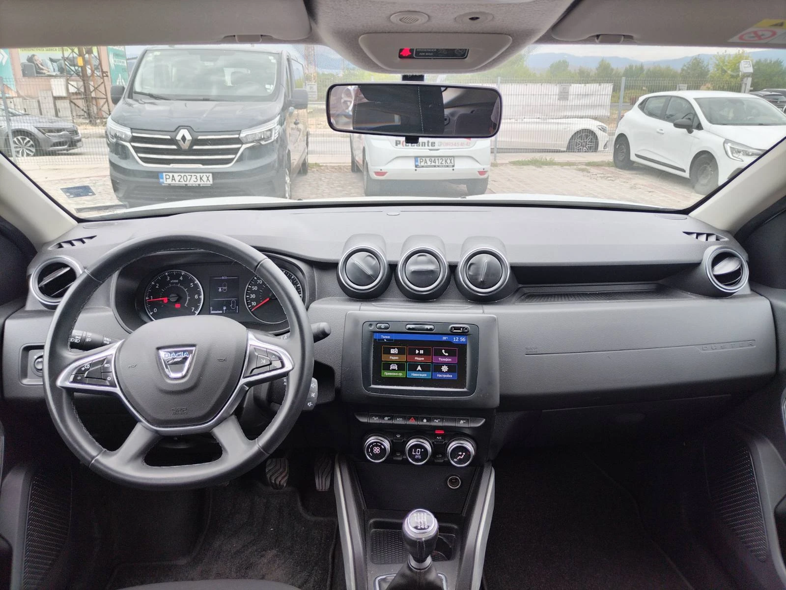 Dacia Duster TCe 150 к.с. GPF Бензин 4x4 Stop & Start BVM6 - изображение 8