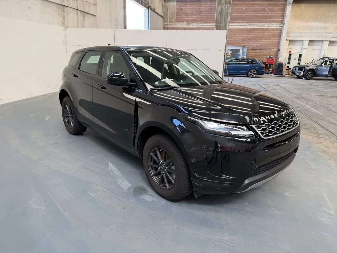 Land Rover Range Rover Evoque 2.0 D150 4WD Auto., снимка 2 - Автомобили и джипове - 54339970