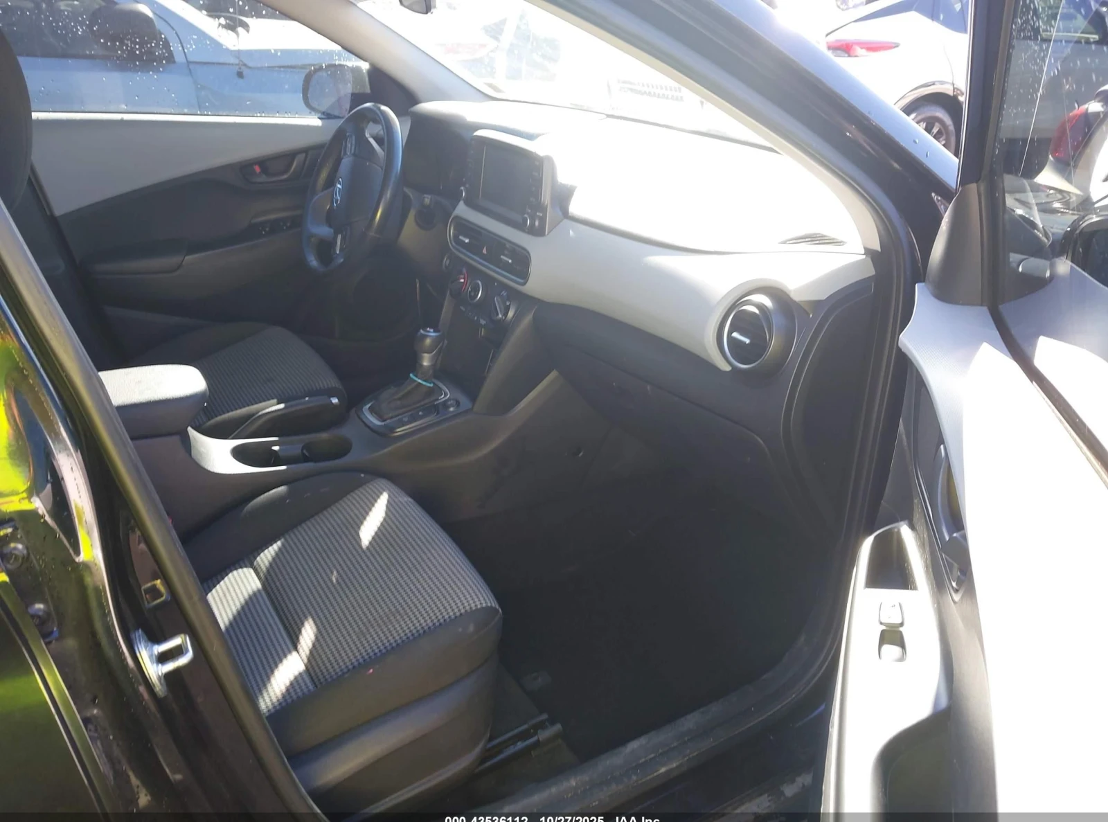 Hyundai Kona, снимка 5 - Автомобили и джипове - 54479402