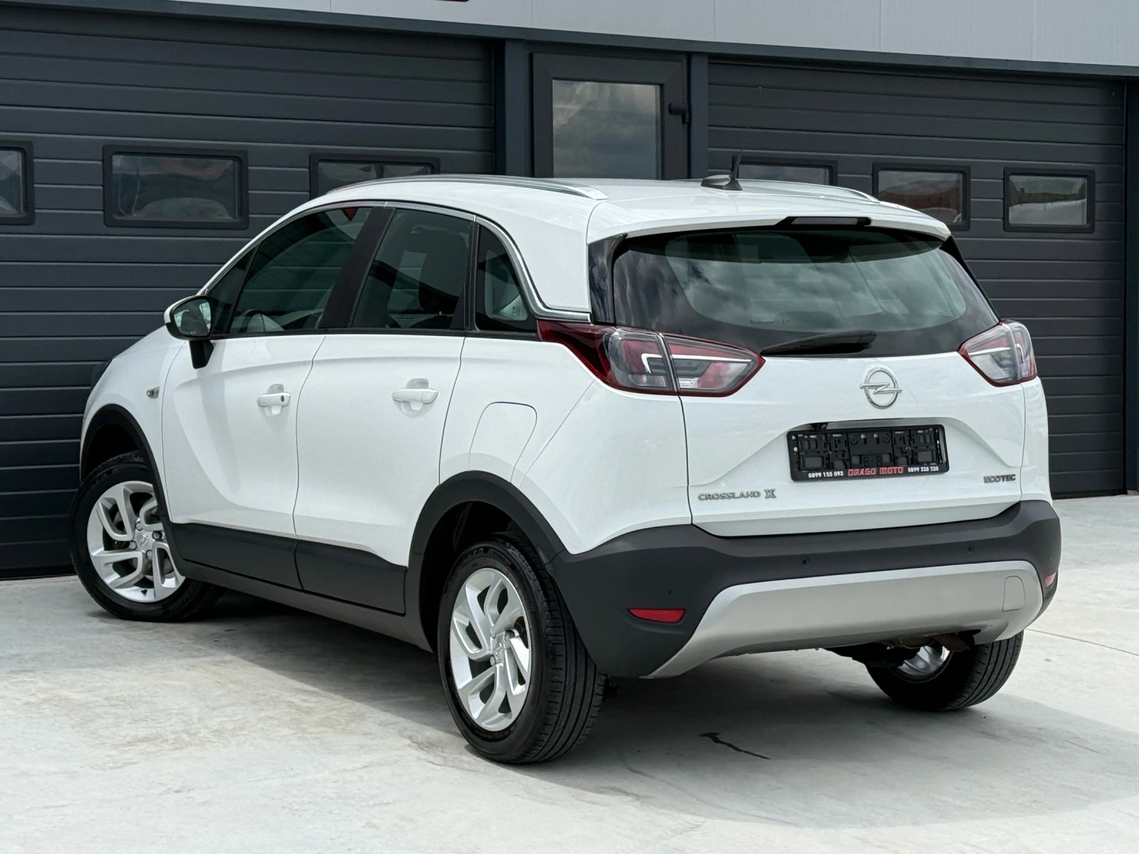 Opel Crossland X 1.2i LED, EURO 6B! * 84 000км* KTEO OK! COC! ТОП!, снимка 4 - Автомобили и джипове - 54630669