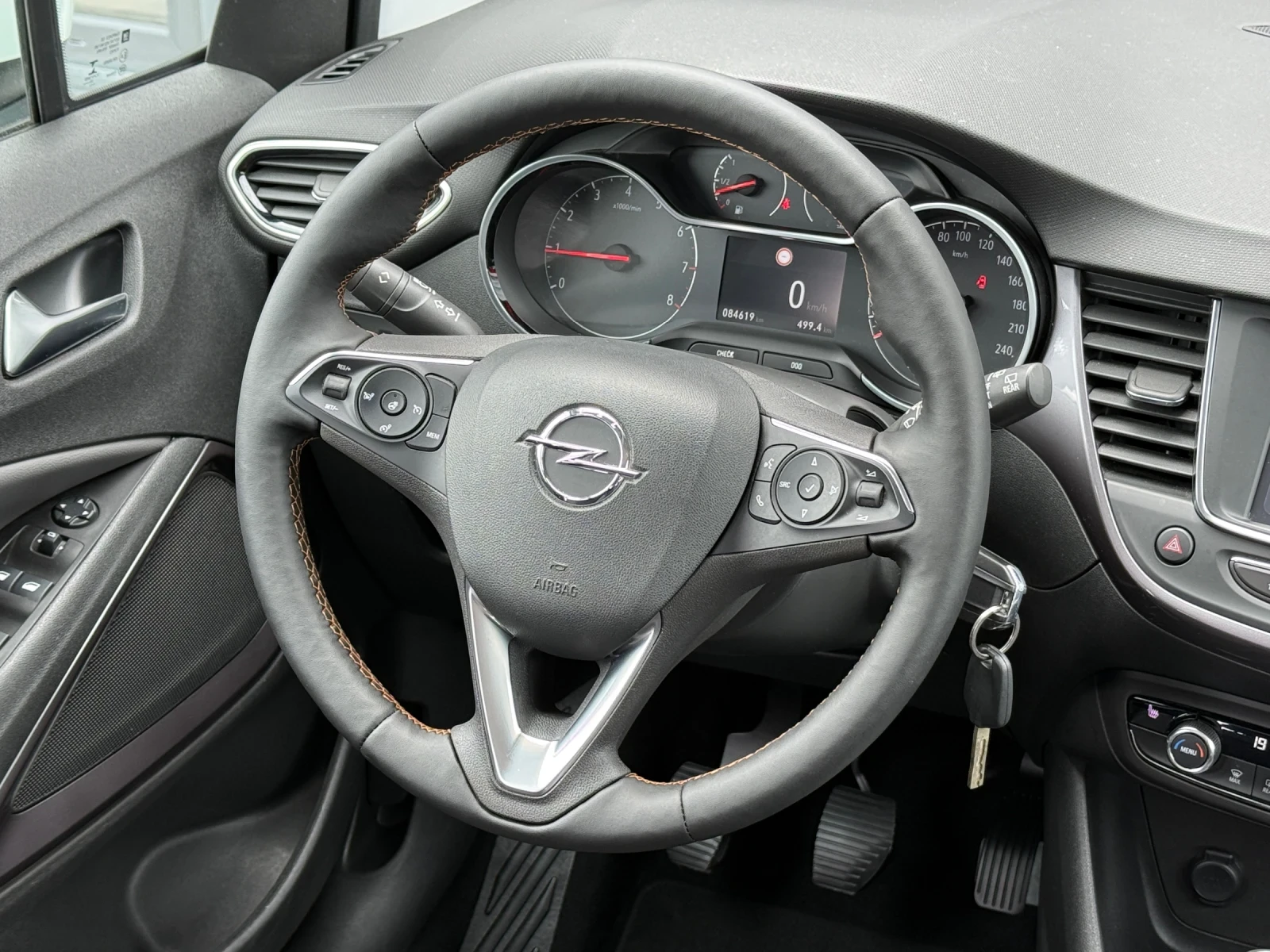 Opel Crossland X 1.2i LED, EURO 6B! * 84 000км* KTEO OK! COC! ТОП!, снимка 9 - Автомобили и джипове - 54630669