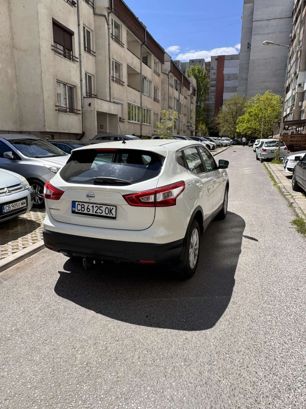 Nissan Qashqai, снимка 6 - Автомобили и джипове - 54682077