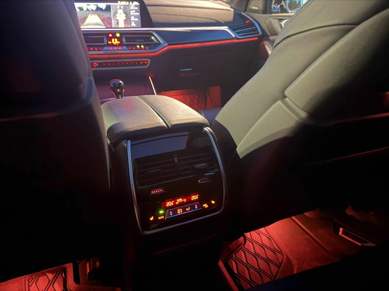 BMW X5 ОБДУХВАНЕ * ПАНОРАМА * ЛАЗЕР * 360 * HARMAN KARDON, снимка 12 - Автомобили и джипове - 54793911