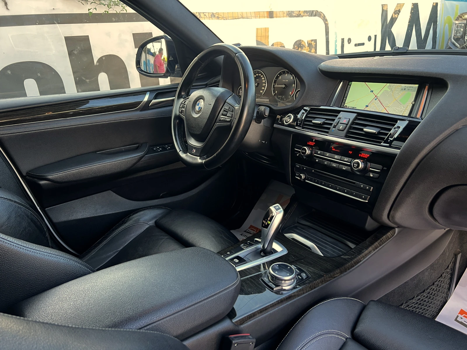 BMW X4 2.0d xDrive/M-пакет/AUT/NAVI/КАМЕРА, снимка 14 - Автомобили и джипове - 54932136
