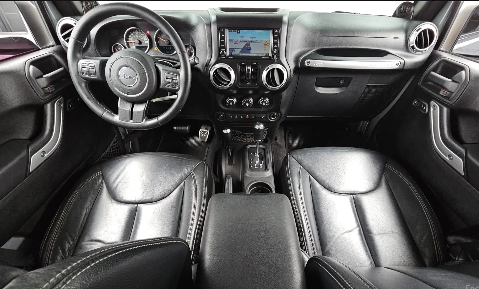 Jeep Wrangler 4Х4 * КОЖА * ПОДГРЕВИ * КАМЕРА, снимка 7 - Автомобили и джипове - 55191436