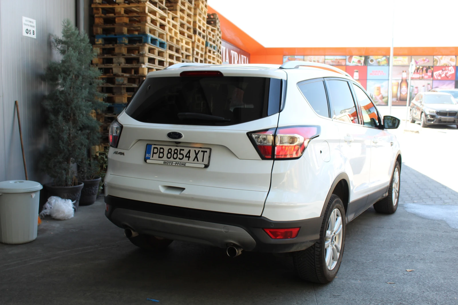 Ford Kuga 1.5Д, снимка 6 - Автомобили и джипове - 55588486