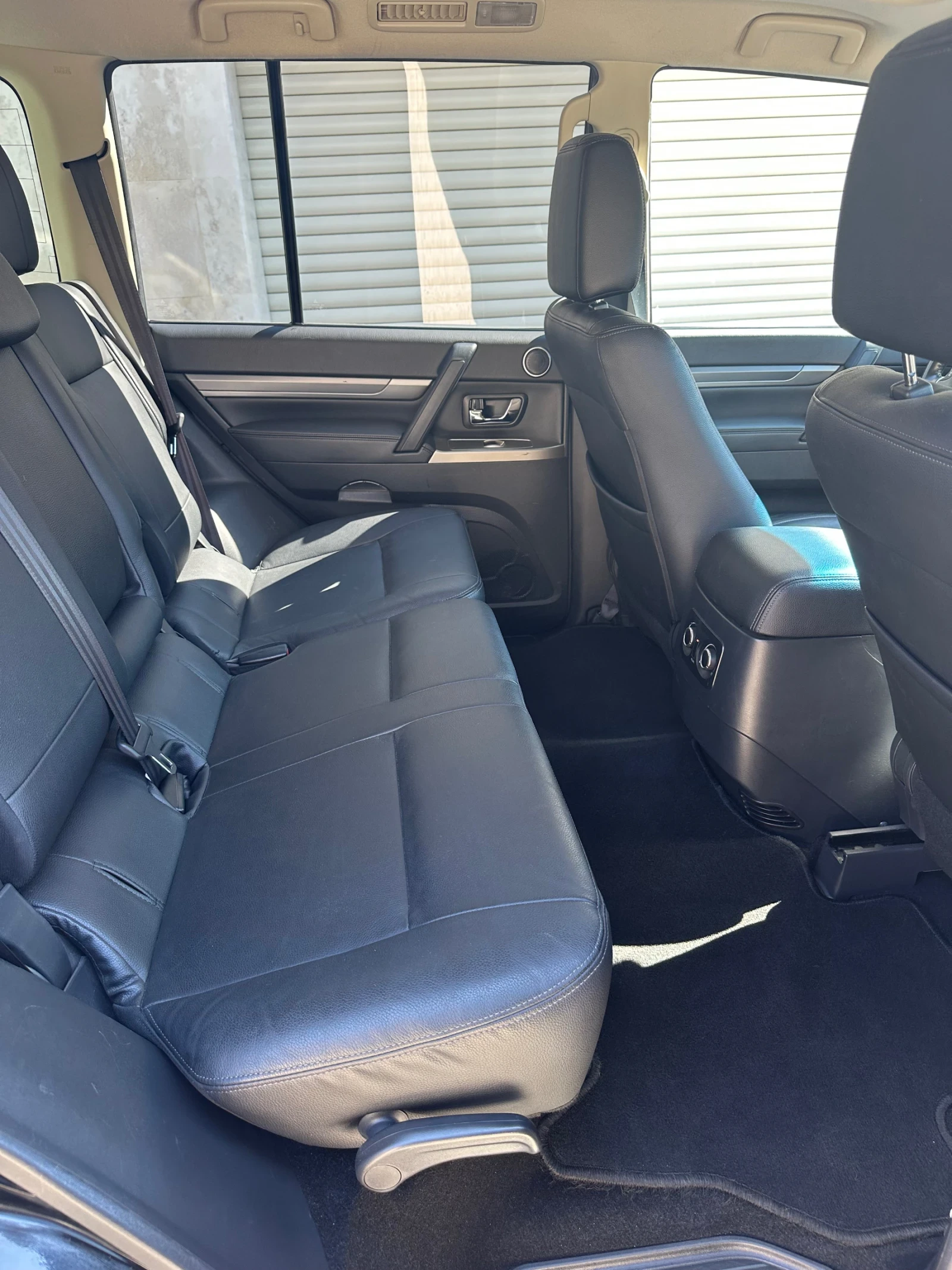 Mitsubishi Pajero 3.2 d-id 192hp EURO 6B, снимка 5 - Автомобили и джипове - 55741132