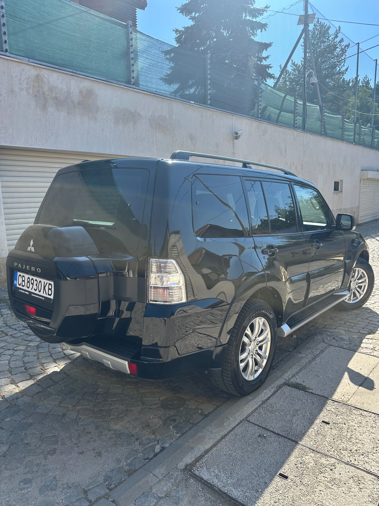 Mitsubishi Pajero 3.2 d-id 192hp EURO 6B, снимка 3 - Автомобили и джипове - 55741132