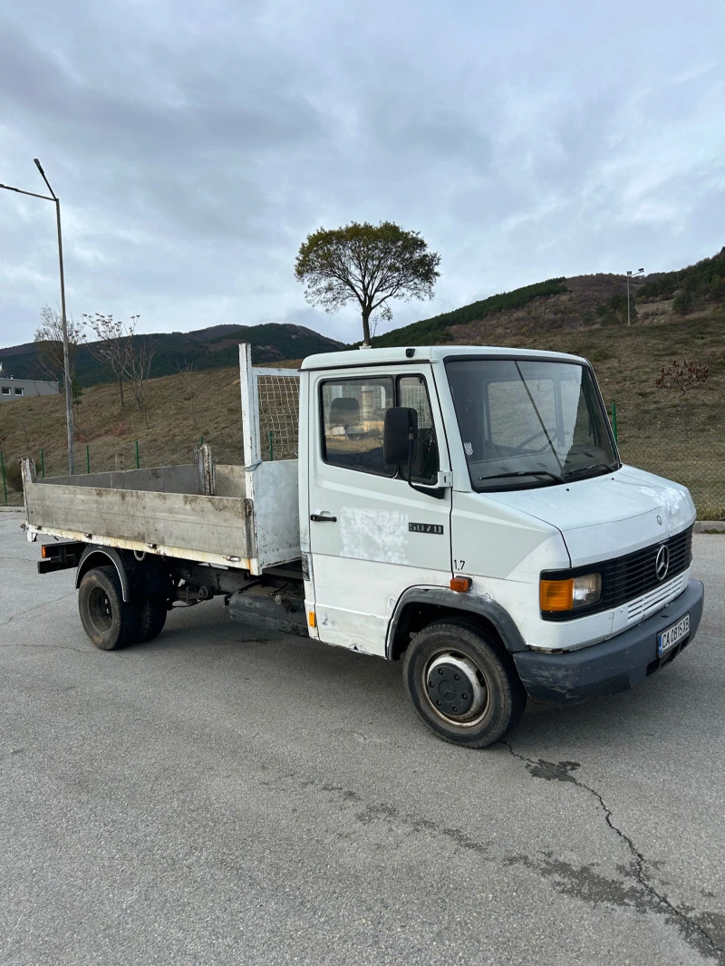 Mercedes-Benz 507, снимка 2 - Камиони - 47322127