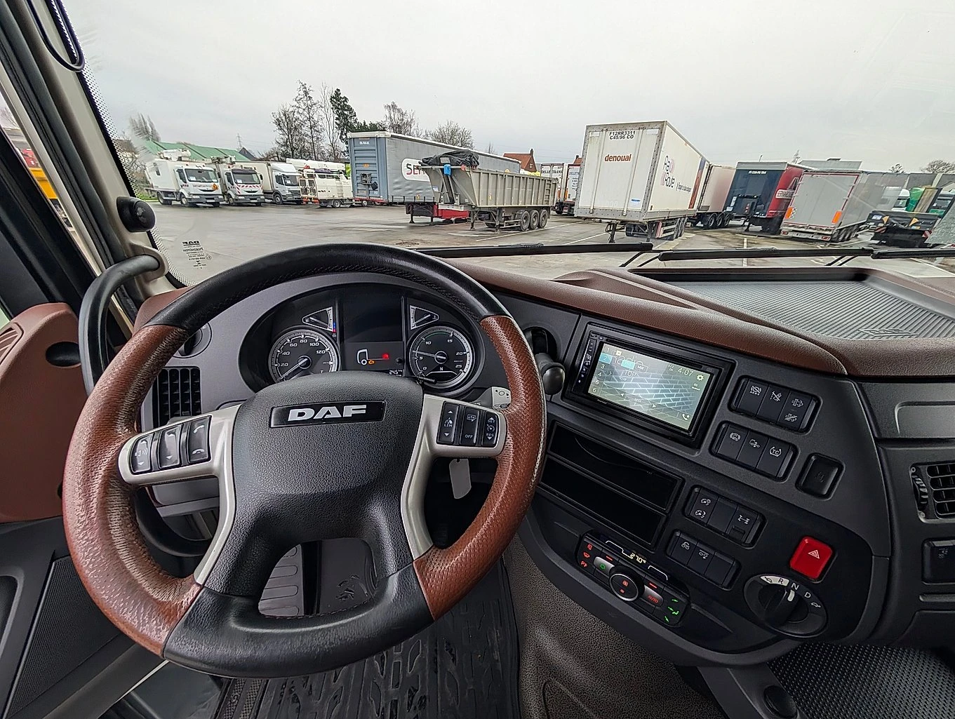 Daf XF 480FT INTARDER - 3 ОСИ, снимка 13 - Камиони - 53750051