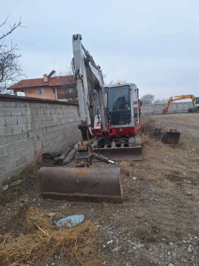 Багер Takeuchi TB250, снимка 10