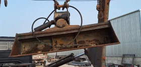 Багер Takeuchi TB250, снимка 15