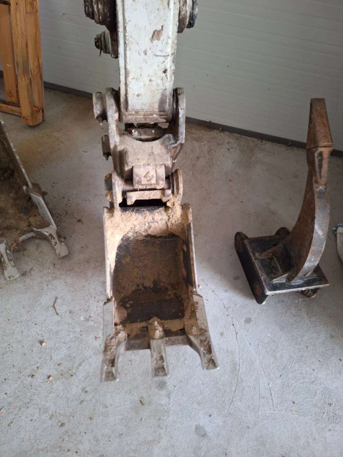 Багер Takeuchi TB250, снимка 12 - Индустриална техника - 53851107