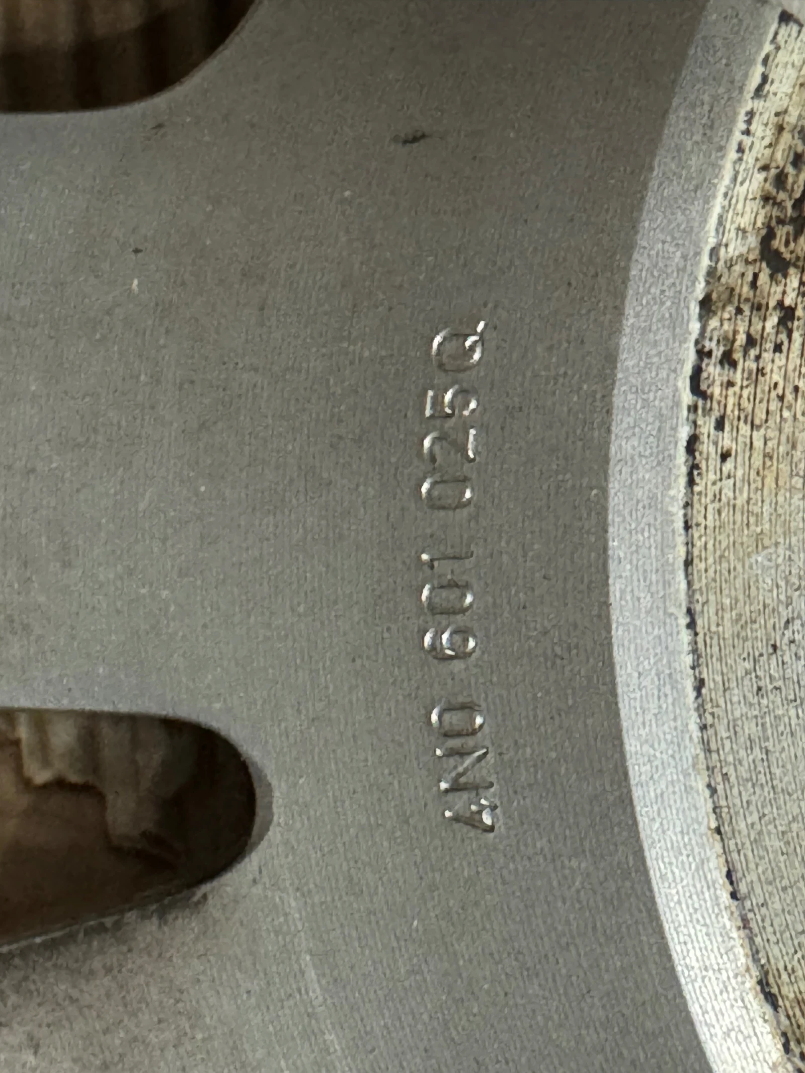    265/40R20  Audi A8 | Mobile.bg   4