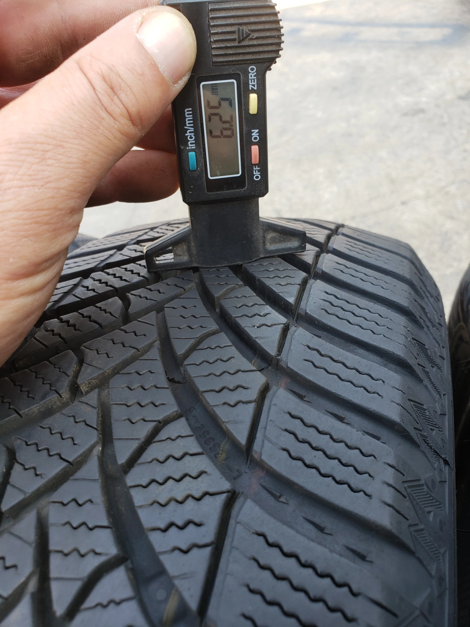 Гуми Зимни 185/65R15, снимка 9 - Гуми и джанти - 55968100