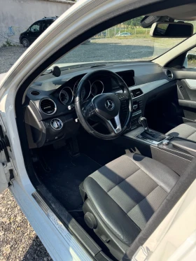 Mercedes-Benz C 220, снимка 7