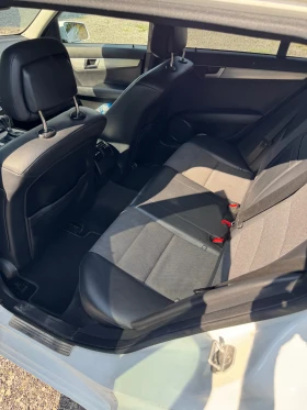 Mercedes-Benz C 220, снимка 10