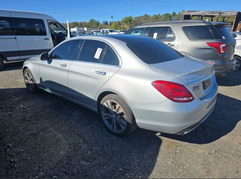 Mercedes-Benz C 300 4MATIC/BURMESTER/PANO/NAVI/ПОДГРЕВ/КАМЕРИ, снимка 2 - Автомобили и джипове - 48310570