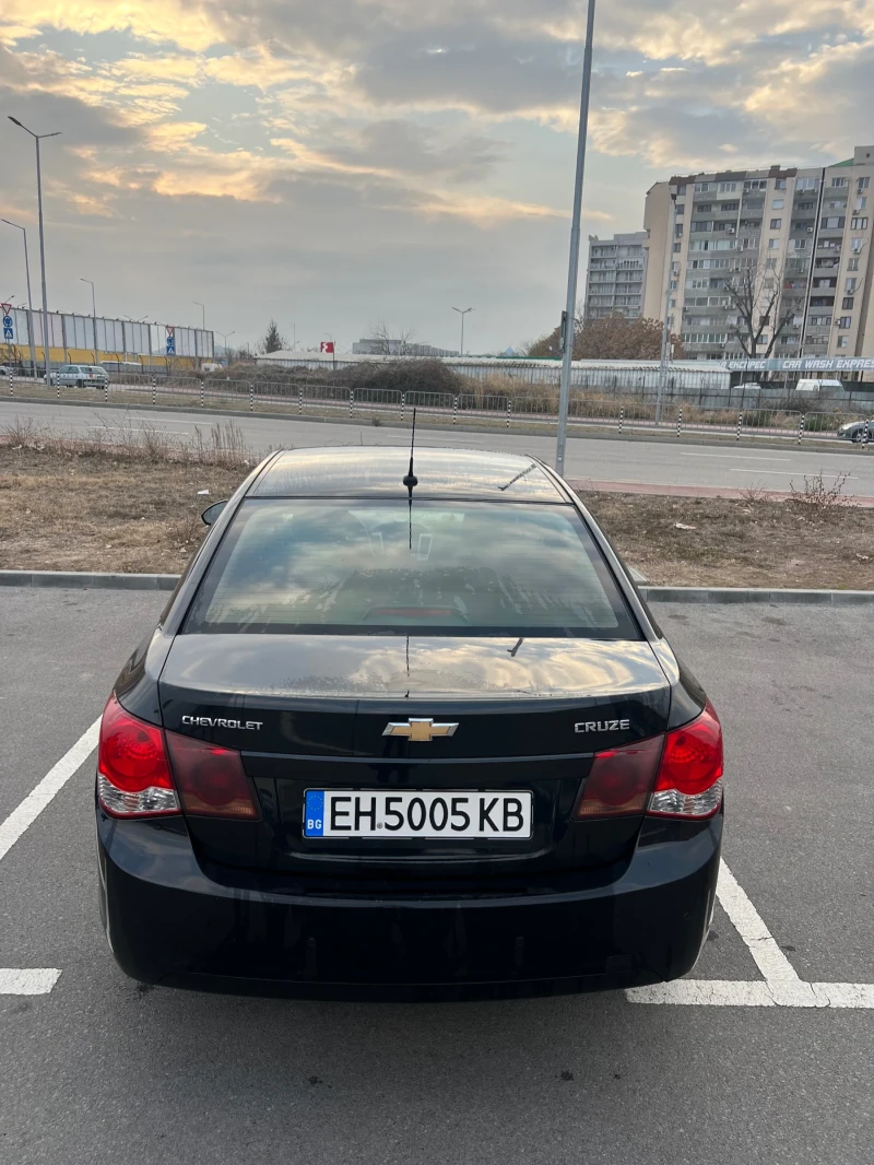 Chevrolet Cruze, снимка 2 - Автомобили и джипове - 48347306