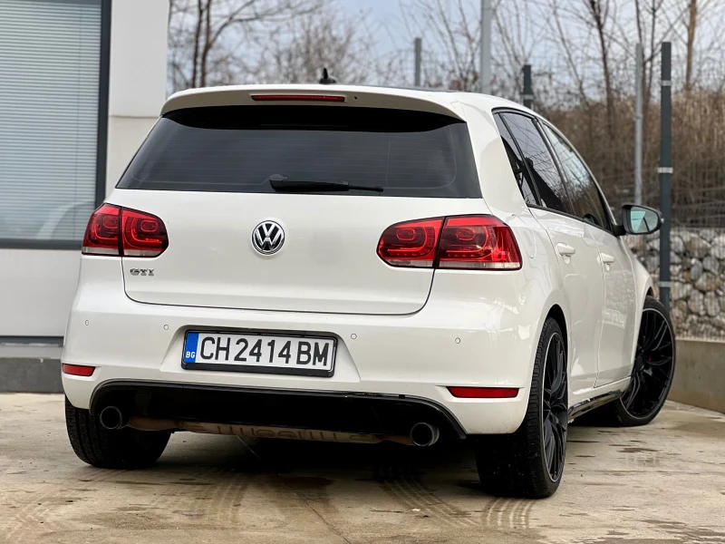 VW Golf * GTI-211HP* ТОП ДЖАНТА* ПОДГРЕВ* ОБСЛУЖЕН* , снимка 6 - Автомобили и джипове - 48443278