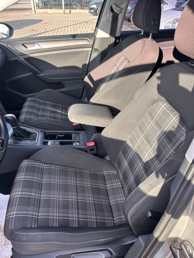 VW Golf 2.0TDI AVTOMAT/NAVI EURO 5, снимка 13 - Автомобили и джипове - 48874928