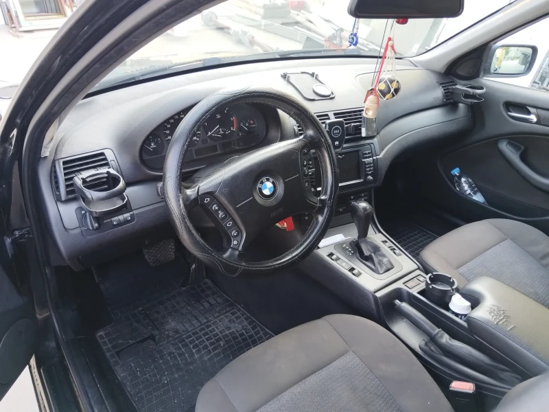 BMW 320, снимка 6 - Автомобили и джипове - 49507642