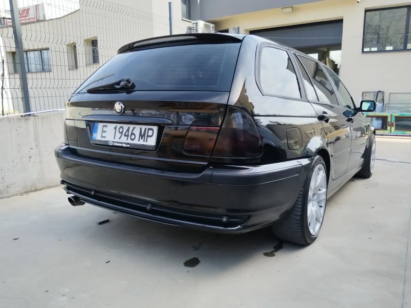 BMW 320, снимка 3 - Автомобили и джипове - 49507642