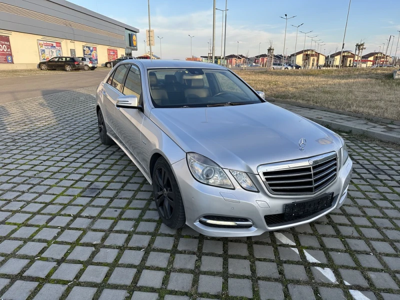 Mercedes-Benz E 250 CDI, снимка 3 - Автомобили и джипове - 49520488