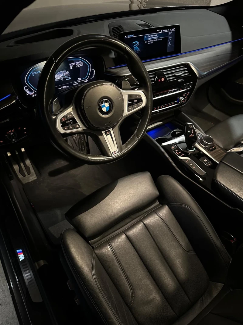 BMW 530E, снимка 11 - Автомобили и джипове - 52877403