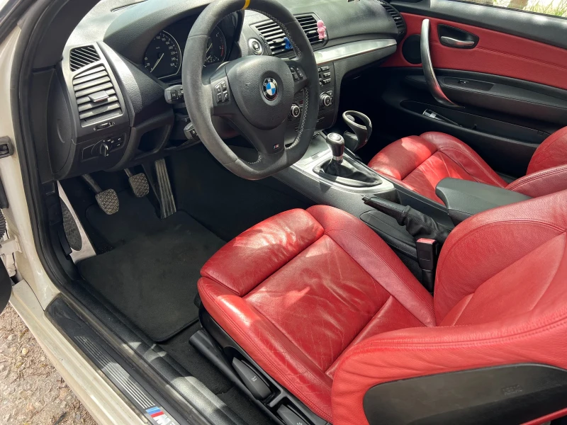 BMW 120 M Paket, снимка 12 - Автомобили и джипове - 53091065