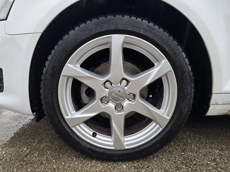 Audi A3 1.6TDI 90к.с S-line , снимка 9 - Автомобили и джипове - 53286704