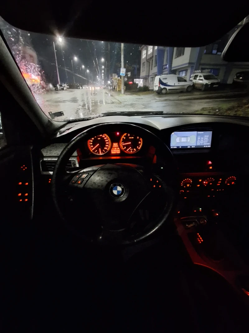 BMW 530, снимка 16 - Автомобили и джипове - 53432824