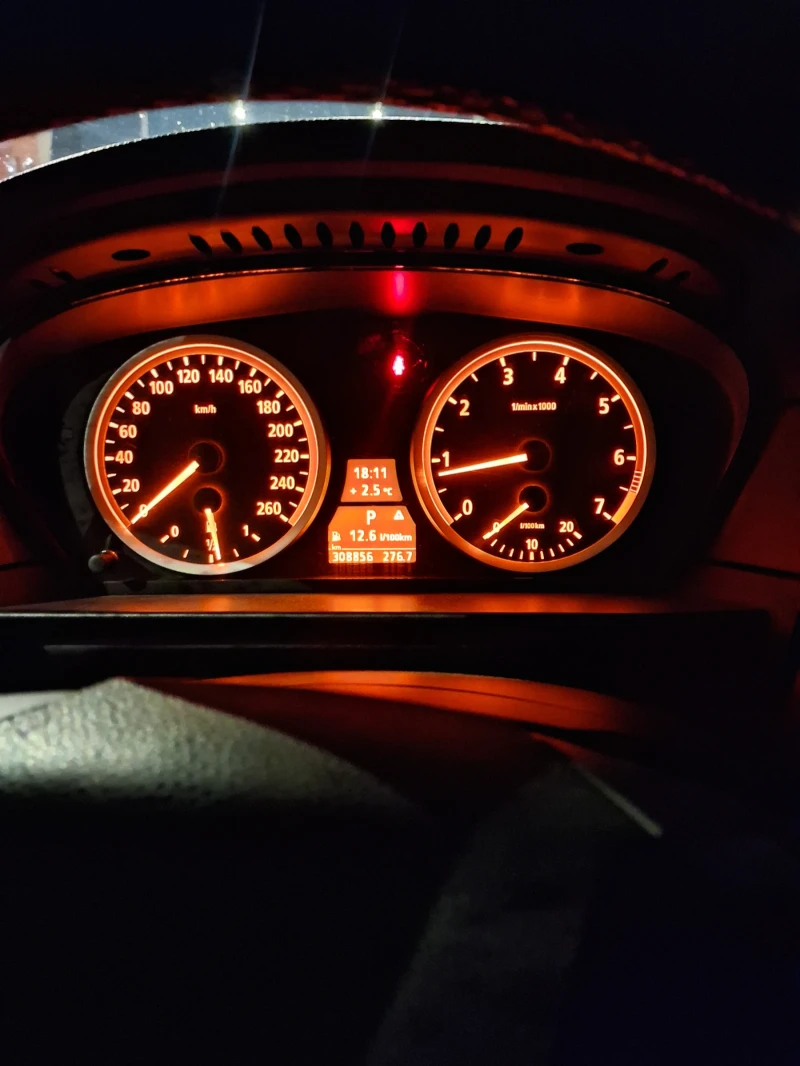 BMW 530, снимка 15 - Автомобили и джипове - 53432824