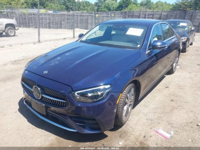 Mercedes-Benz E 350 * 4MATIC * CARFAX * ОПЦИЯ ЗА ФИНАНСИРАНЕ * , снимка 6 - Автомобили и джипове - 55951289