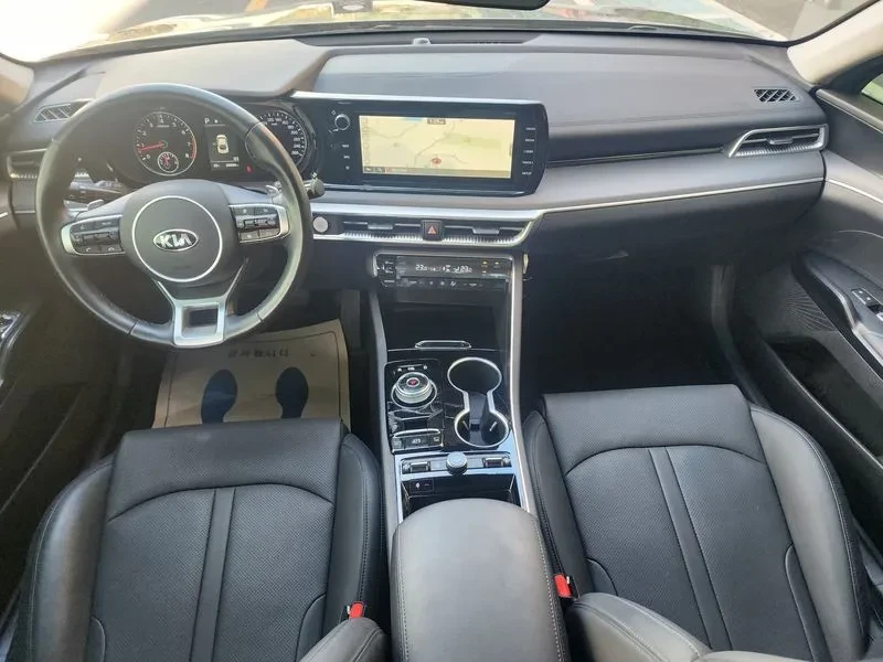 Kia K5 2.0 Prestige, снимка 7 - Автомобили и джипове - 56127648