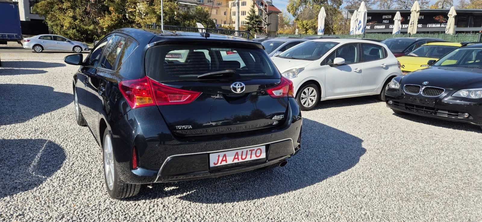 Toyota Auris 1.6-132кс.  NAVY - изображение 9