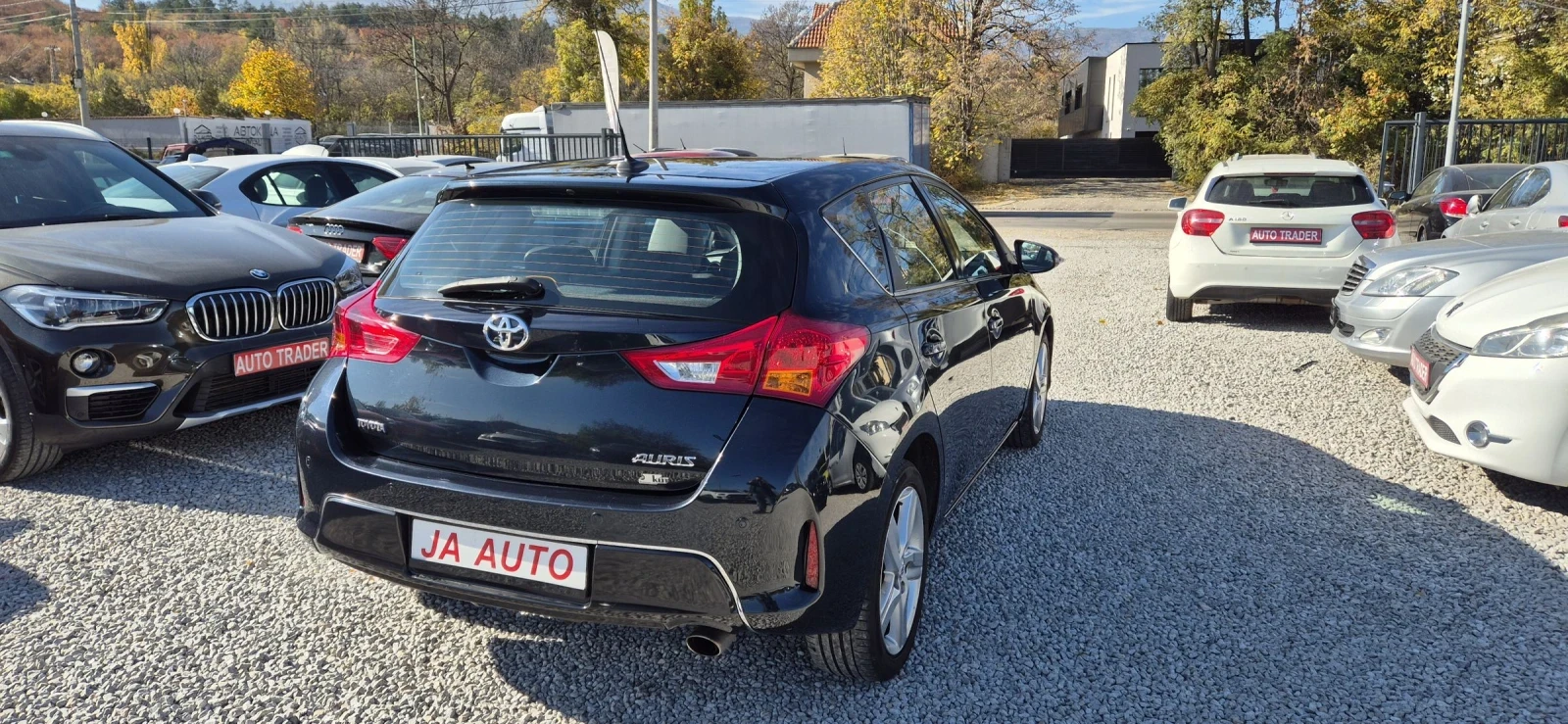 Toyota Auris 1.6-132кс.  NAVY - изображение 7