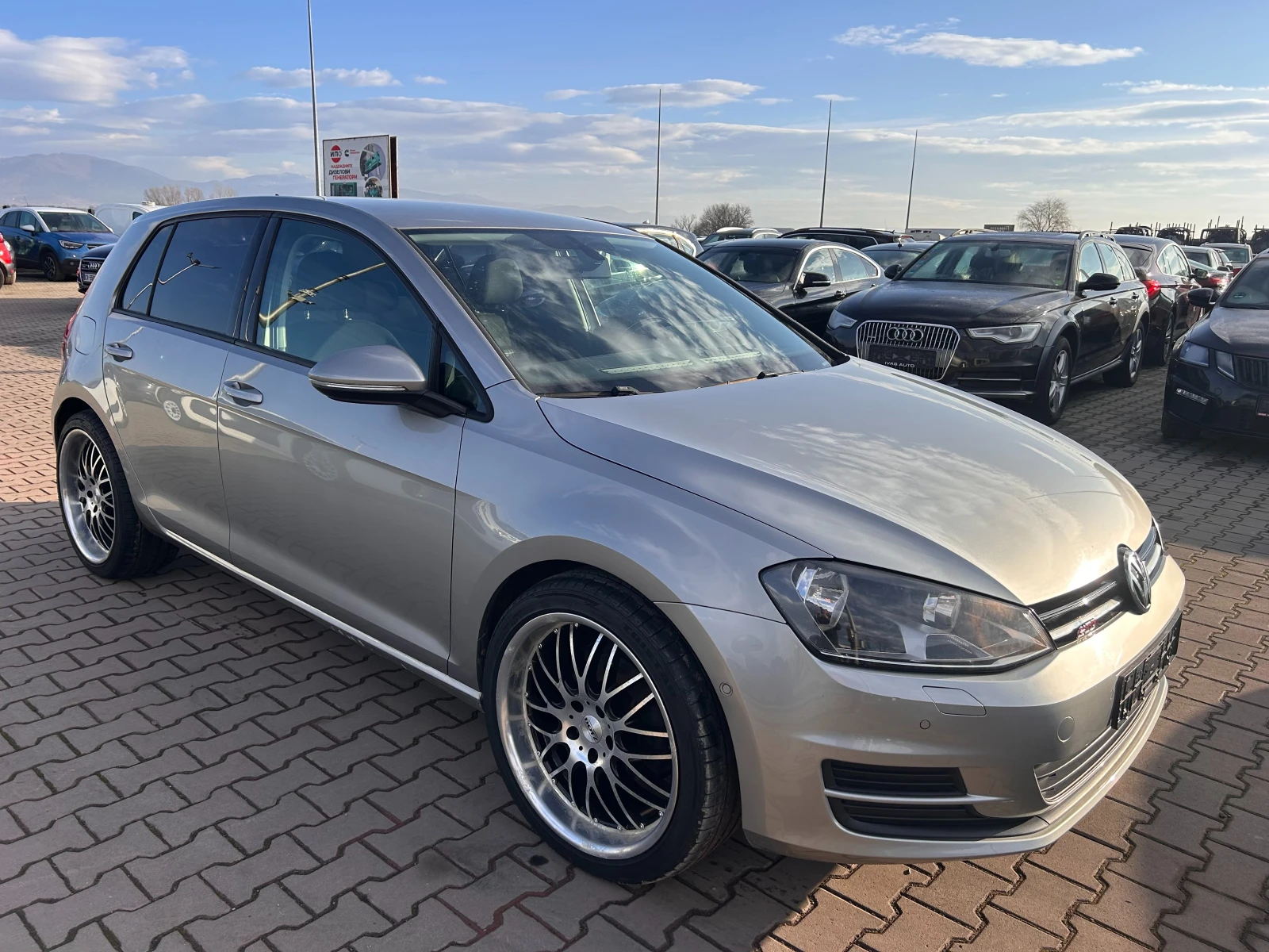 VW Golf 2.0TDI AVTOMAT/NAVI EURO 5 - изображение 4